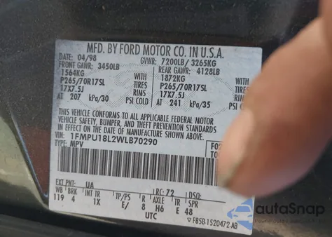 1998 Ford Expedition Eddie Bauer/Xlt z USA, uszkodzony, nr VIN 1FMPU18L2WLB70290